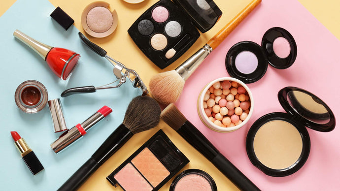 Maximize Your Space: Space-Saving Makeup Organizer Solutions for the UAE Market